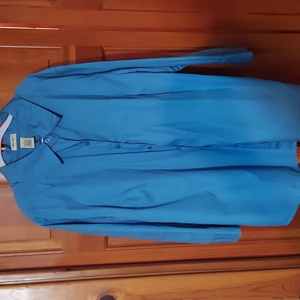 Cherokee blouse size large